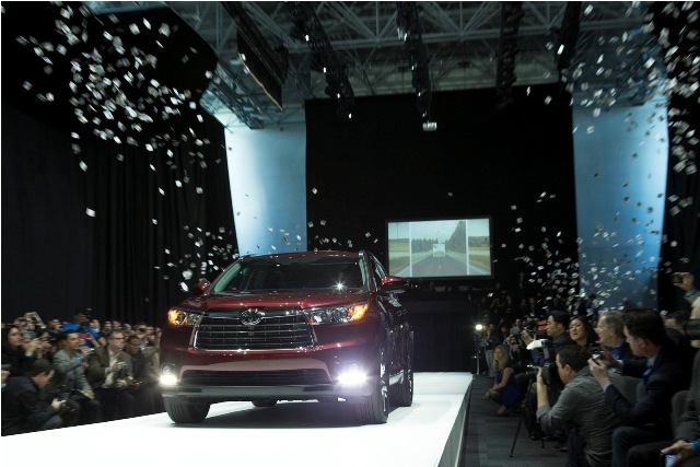 Toyota Highlander 2014 chính thức ra mắt - 1